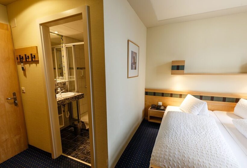 经济房, Victoria Lauberhorn Wengen