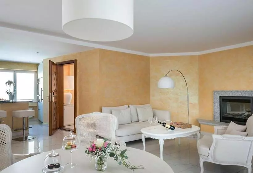 スーペリアースイート, Villa Orselina Small Luxury