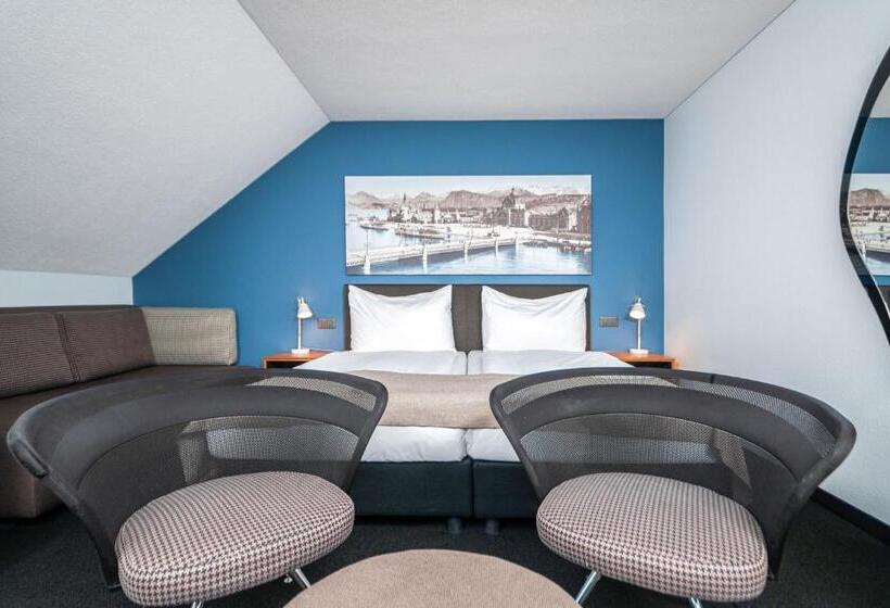 Superior room with lake view, Seehotel Kastanienbaum