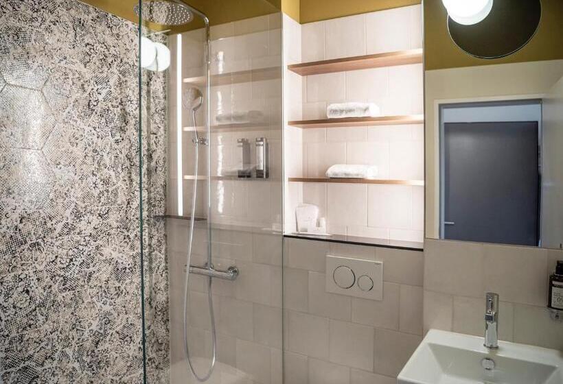 Quarto Economy, Seehotel Kastanienbaum