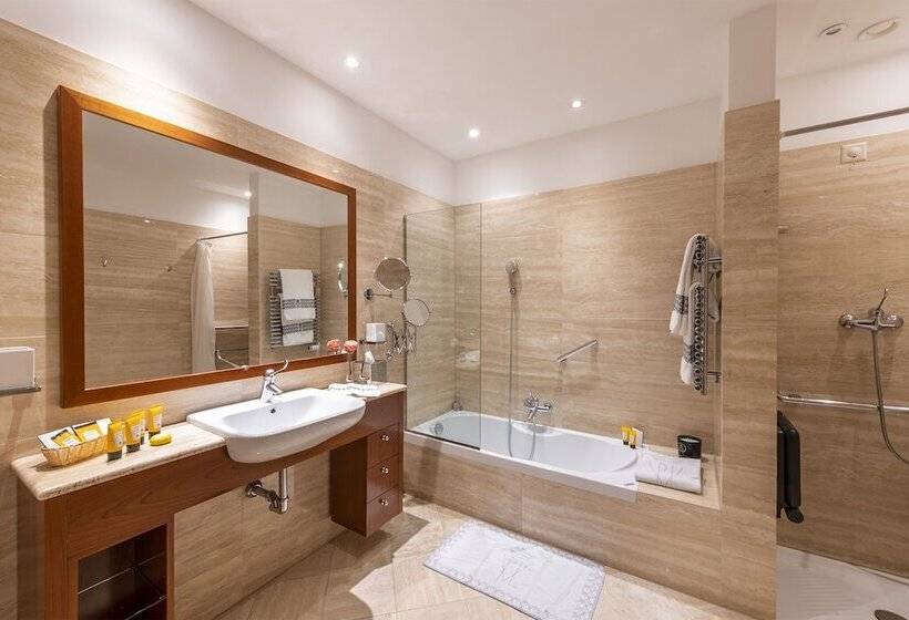 جناح ديلوكس, Villa Principe Leopoldo