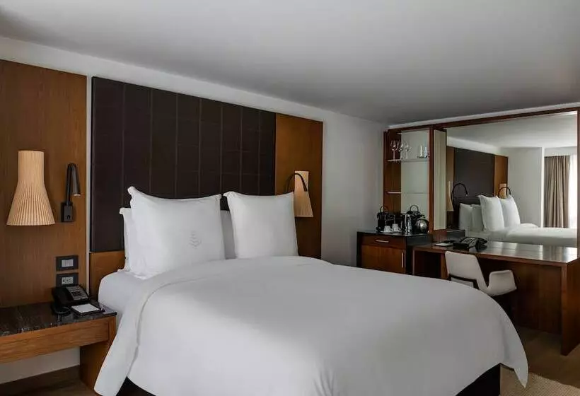 デラックスルーム, Four Seasons Hotel Bogota