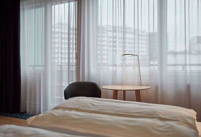 스탠다드 발코니 스튜디오, Numa Berlin Kudamm