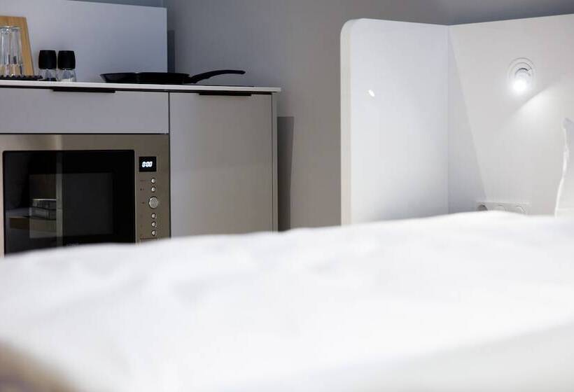 스탠다드 발코니 스튜디오, Numa Berlin Kudamm