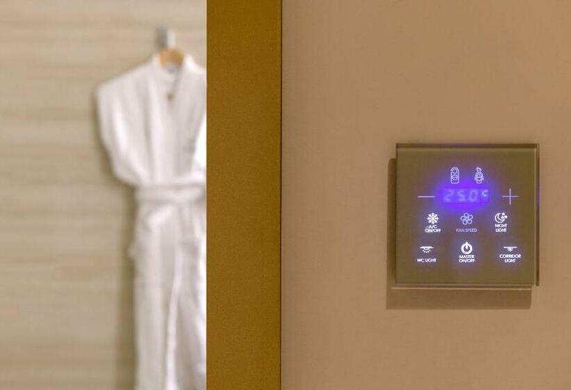 디럭스 룸 측면 바다 전망, Amarande