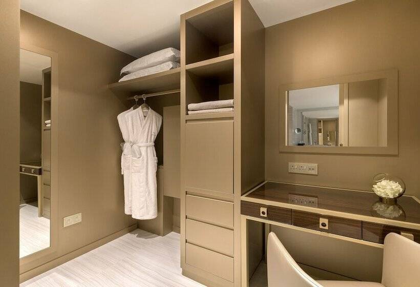 프레스티지 스위트, Amarande