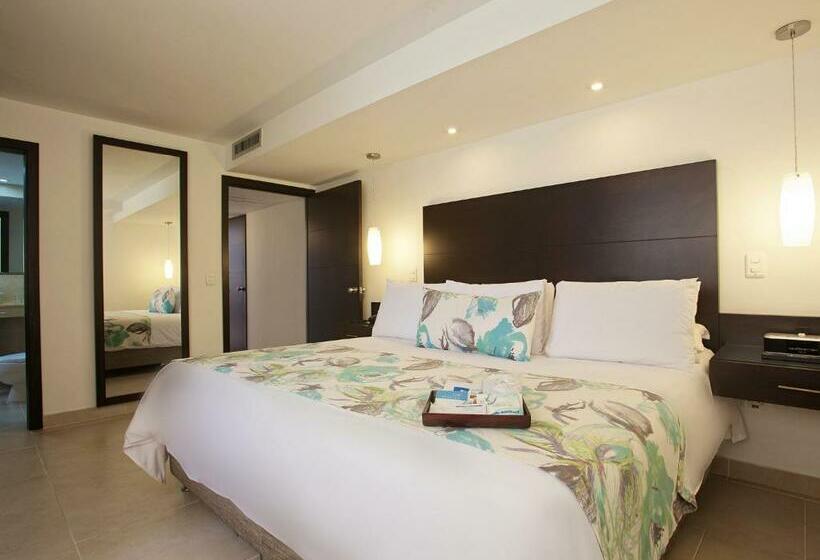 주니어 스위트, Capilla Del Mar