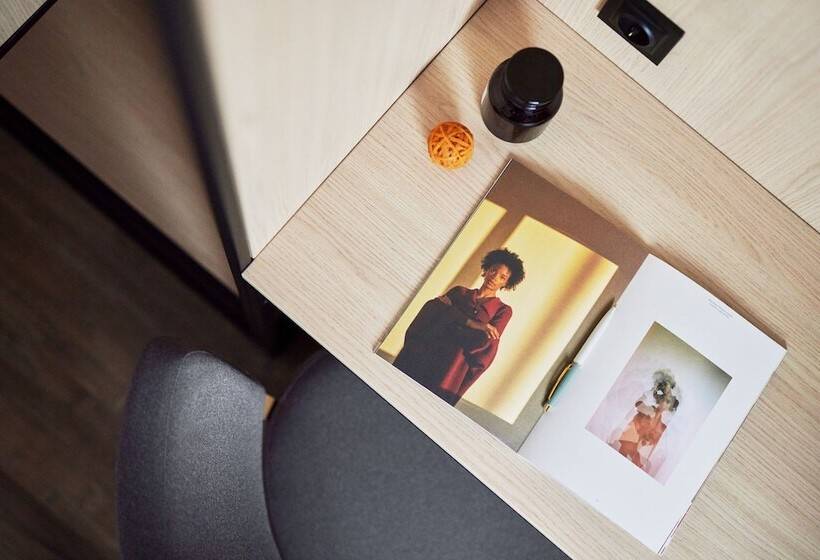 标准单人间, Central Hamburg