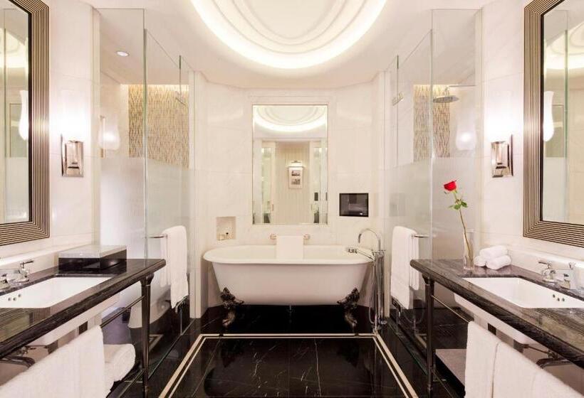 스탠다드 룸 킹사이즈 침대, Fairmont Peace Hotel On The Bund