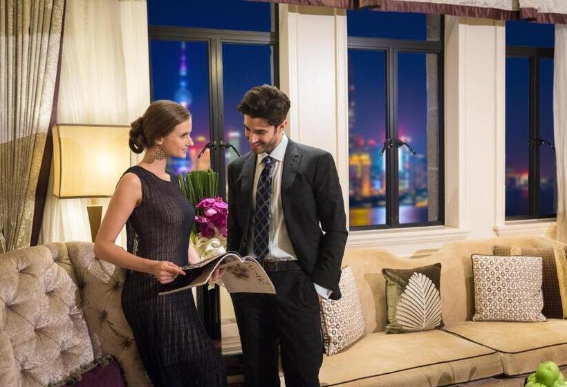 강 전망 스위트, Fairmont Peace Hotel On The Bund