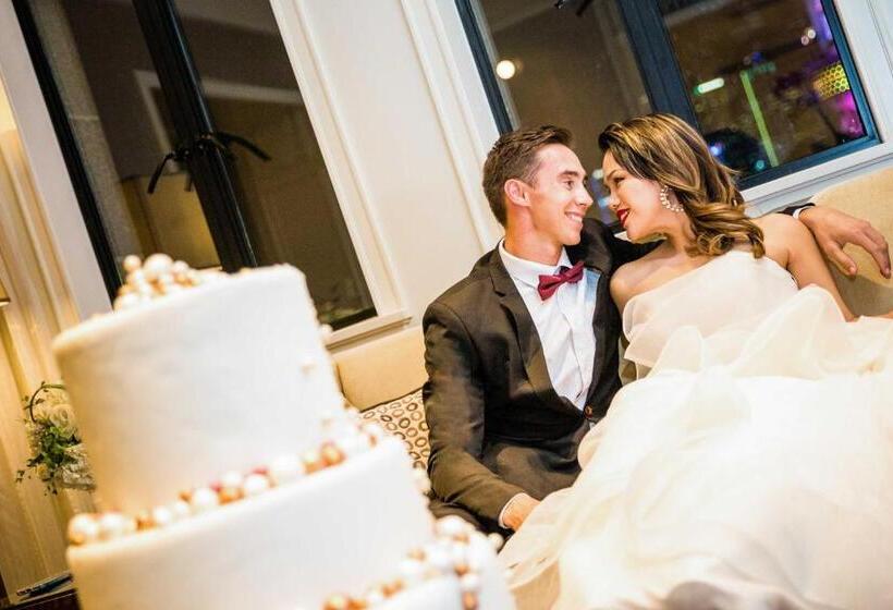 강 전망 스위트, Fairmont Peace Hotel On The Bund