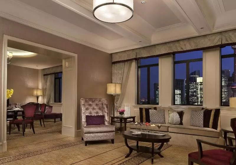 سوئیت با چشم‌انداز رودخانه, Fairmont Peace Hotel On The Bund