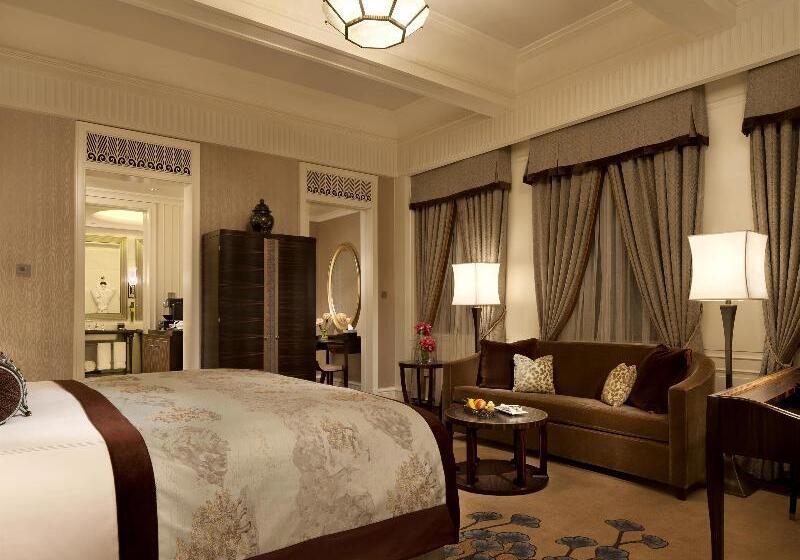 이그제큐티브 룸 킹사이즈 침대, Fairmont Peace Hotel On The Bund