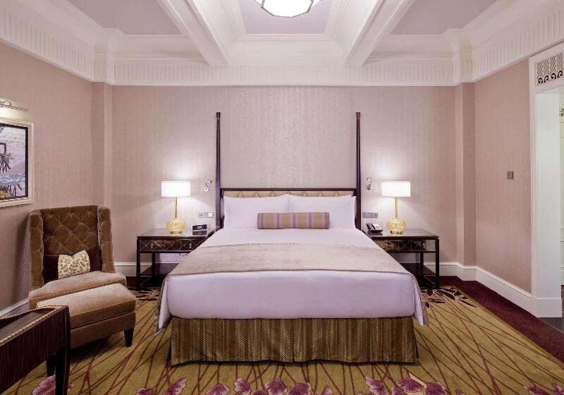 스탠다드 룸 킹사이즈 침대, Fairmont Peace Hotel On The Bund
