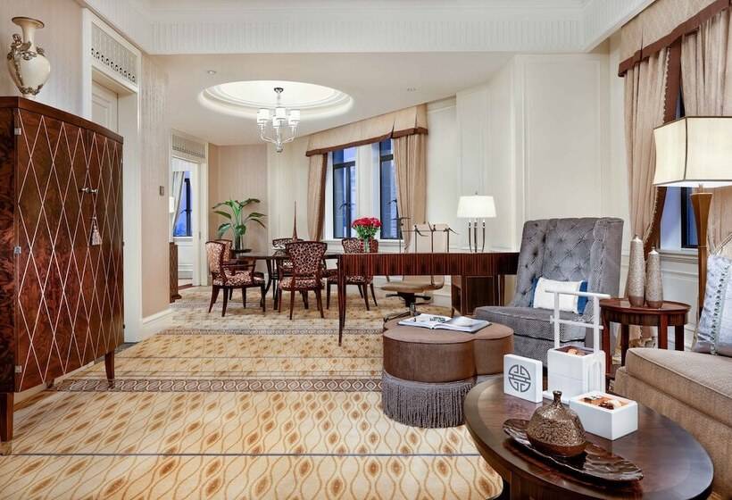 سوییت, Fairmont Peace Hotel On The Bund