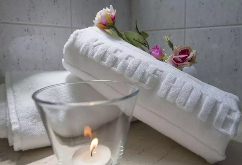 اتاق استاندارد اینتریور, Kissos