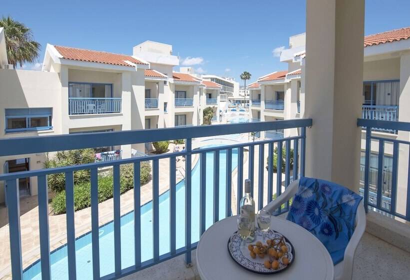 Номер Superior Вид на Бассейн, Kissos