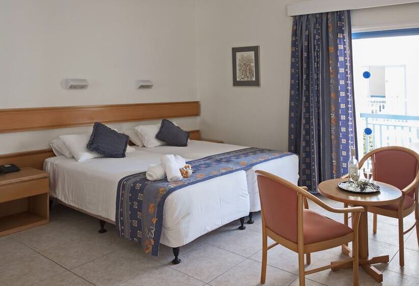 Номер Superior Вид на Бассейн, Kissos