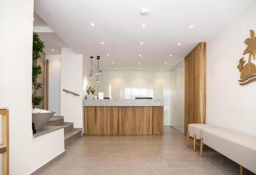 اتاق استاندارد با چشم‌انداز دریا, Les Palmiers Beach Boutique Hotel & Luxury Apartments