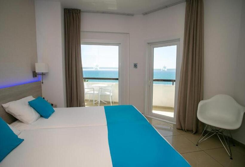 اتاق استاندارد با چشم‌انداز دریا, Les Palmiers Beach Boutique Hotel & Luxury Apartments