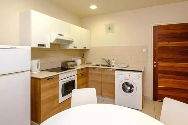 2 Bedroom Apartment Side Sea View, Les Palmiers Beach Boutique Hotel & Luxury Apartments