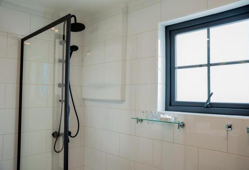 Standaard Vierpersoonskamer, Marcos Gamero