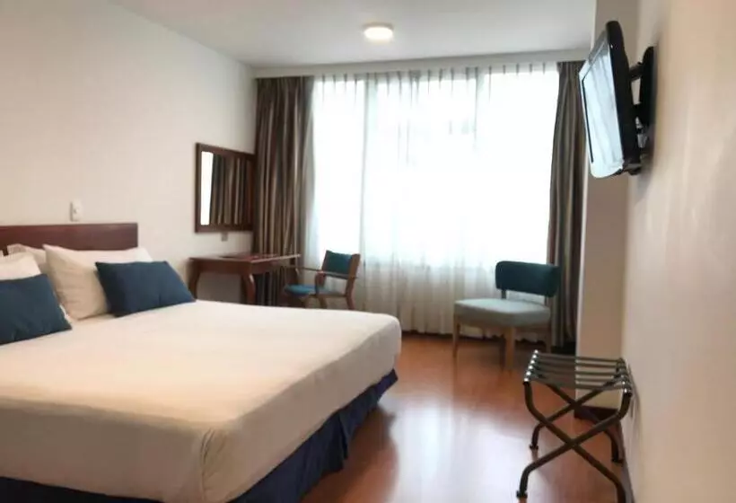 キングサイズベッドのスタンダードルーム, Pop Art Hotel Las Colinas Manizales