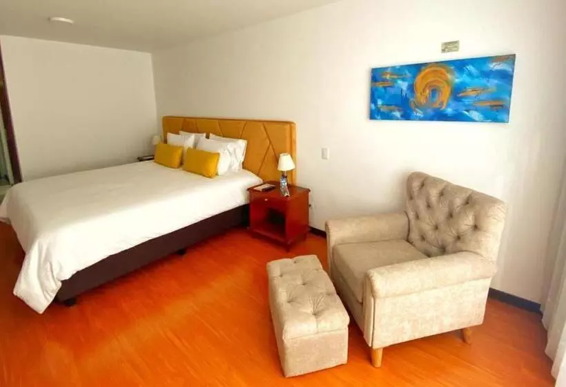 キングサイズベッドのスタンダードルーム, Pop Art Hotel Las Colinas Manizales