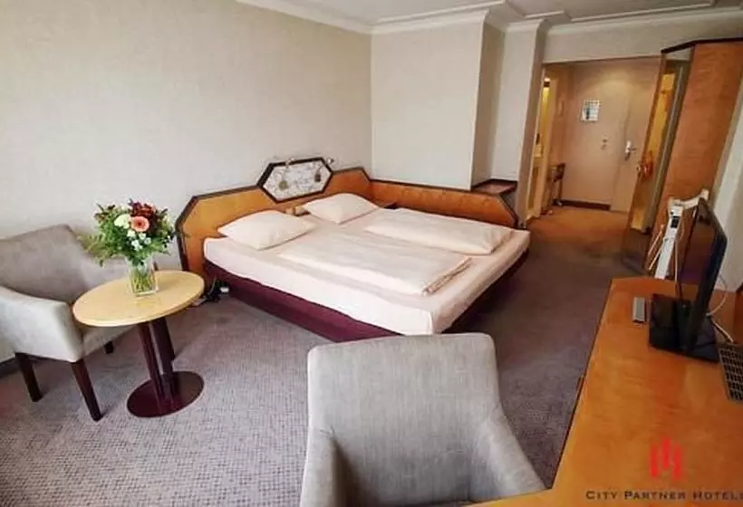 Standard-huone, Senator Hamburg