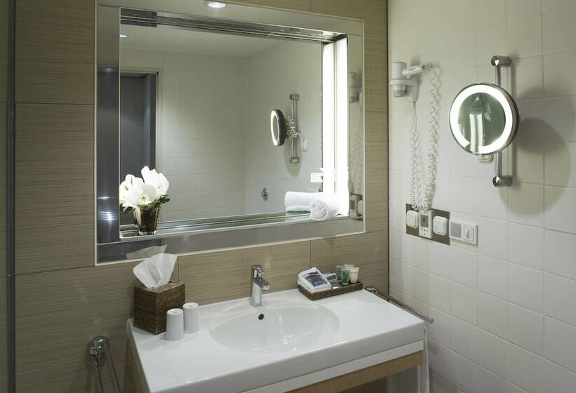 اتاق کلاسیک, Sheraton Berlin Grand Hotel Esplanade