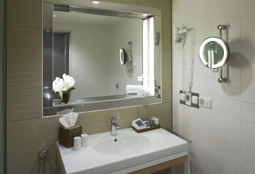 اتاق کلاسیک, Sheraton Berlin Grand Hotel Esplanade