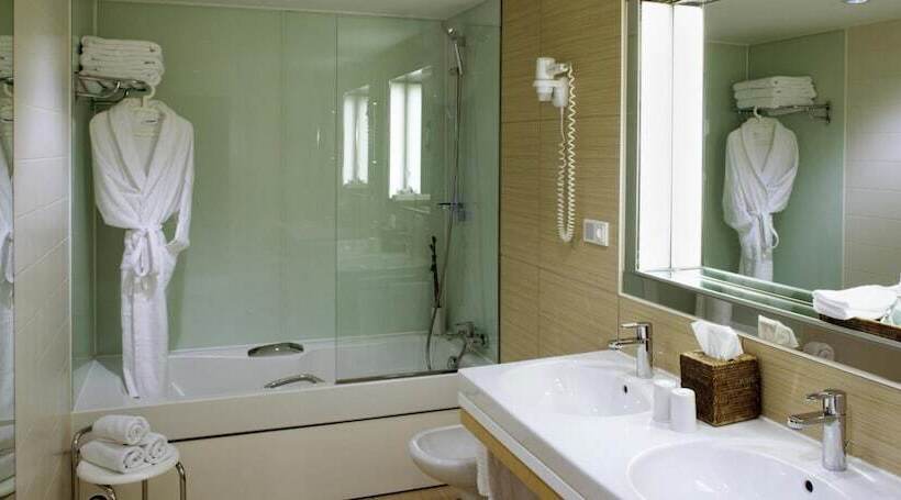 اتاق کلاب, Sheraton Berlin Grand Hotel Esplanade