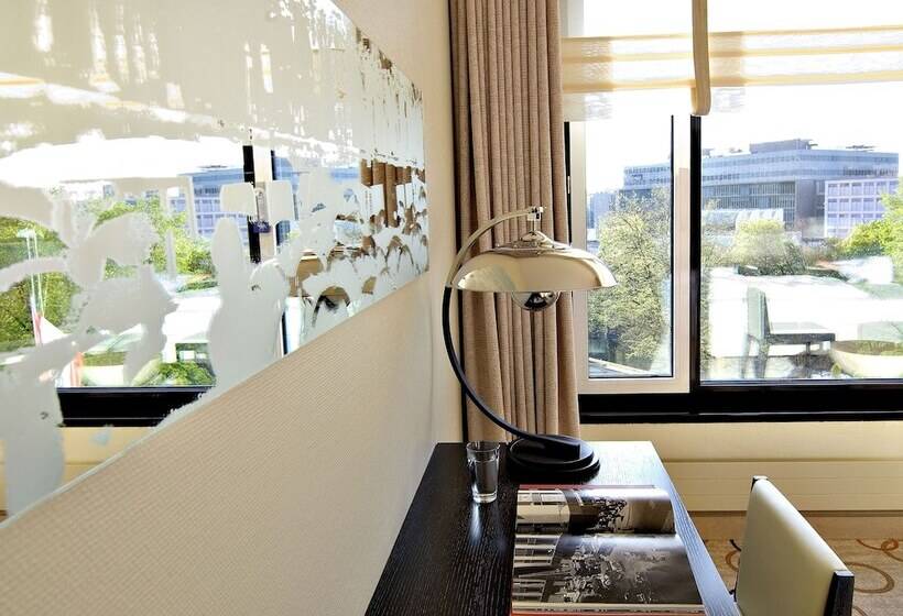 سوییت, Sheraton Berlin Grand Hotel Esplanade