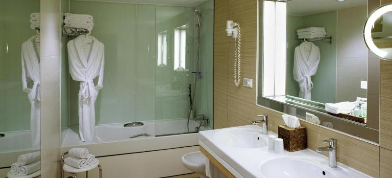 اتاق کلاسیک, Sheraton Berlin Grand Hotel Esplanade