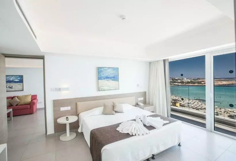 Deluxe Suite Sea View, Vassos Nissi Plage Hotel & Spa