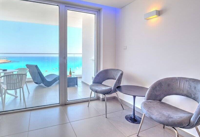 Люкс Deluxe Вид на Море, Vassos Nissi Plage Hotel & Spa