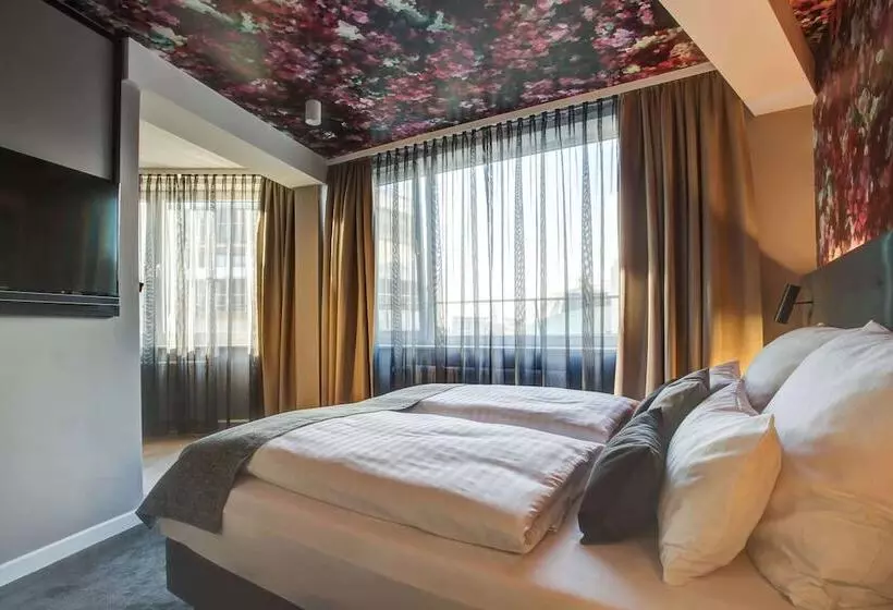 اتاق خانوادگی, Vienna House Easy by Wyndham Hamburg