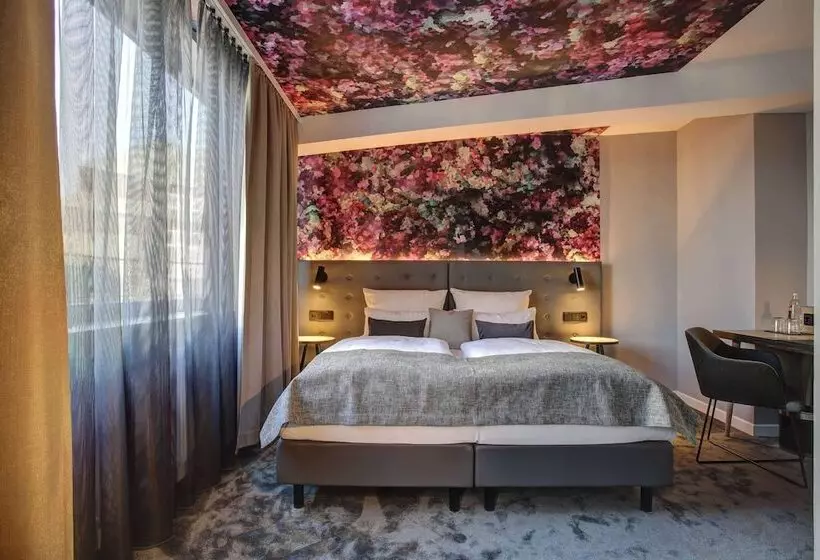 اتاق خانوادگی, Vienna House Easy by Wyndham Hamburg