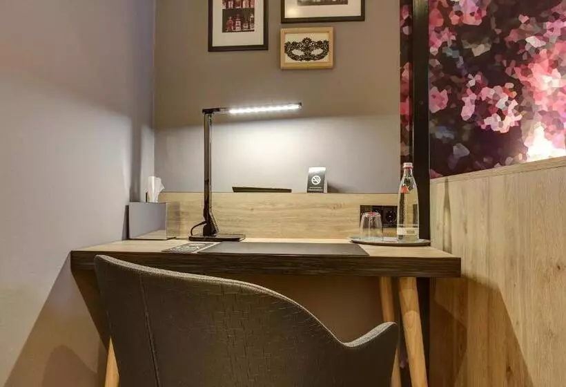 اتاق راحتی یک تخته, Vienna House Easy by Wyndham Hamburg