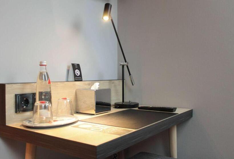 اتاق استاندارد یک نفره, Vienna House Easy by Wyndham Hamburg