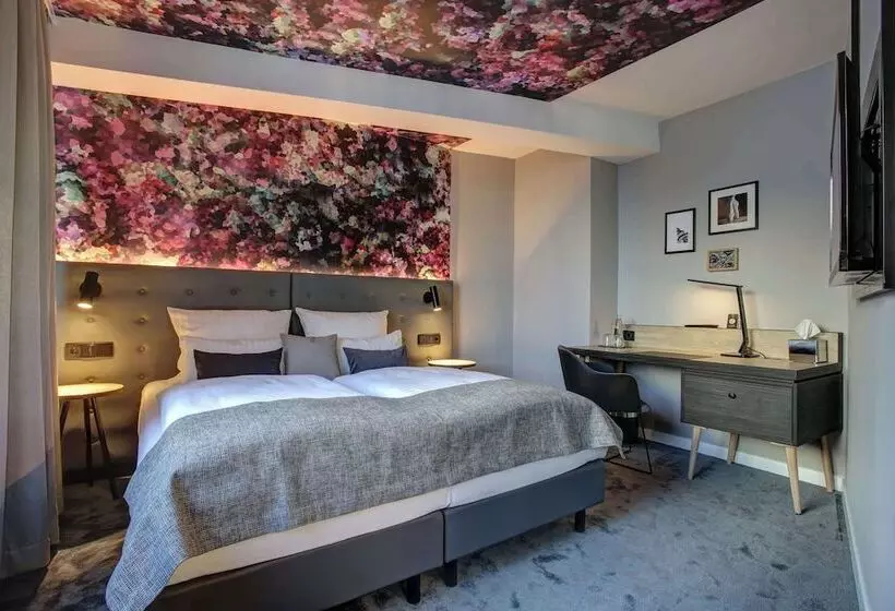 اتاق خانوادگی, Vienna House Easy by Wyndham Hamburg