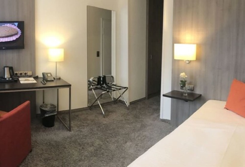 Номер Комфорт Индивидуальный, City Hotel Düsseldorf