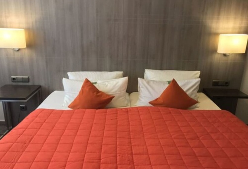 Номер Комфорт, City Hotel Düsseldorf