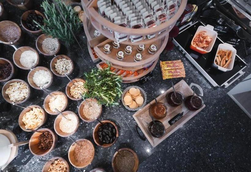 חדר סטנדרט יחיד, Am Augustinerplatz