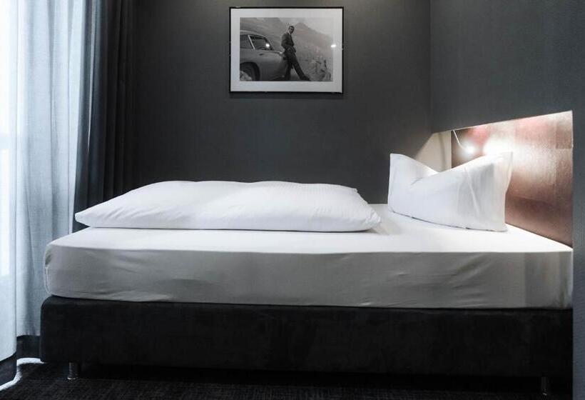 חדר סטנדרט יחיד, Am Augustinerplatz