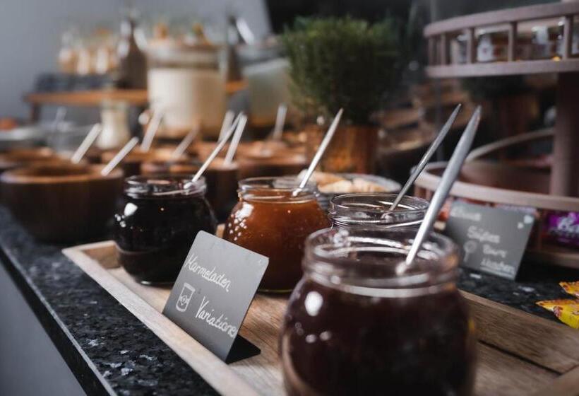 חדר פרמיום, Am Augustinerplatz