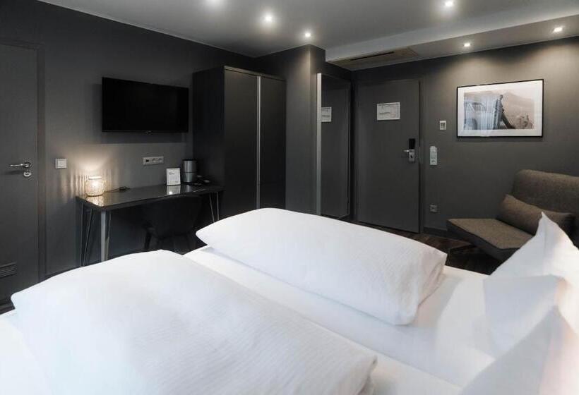 חדר פרמיום, Am Augustinerplatz