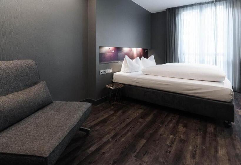 חדר פרמיום, Am Augustinerplatz