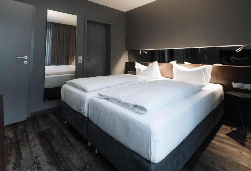 סוויטה, Am Augustinerplatz