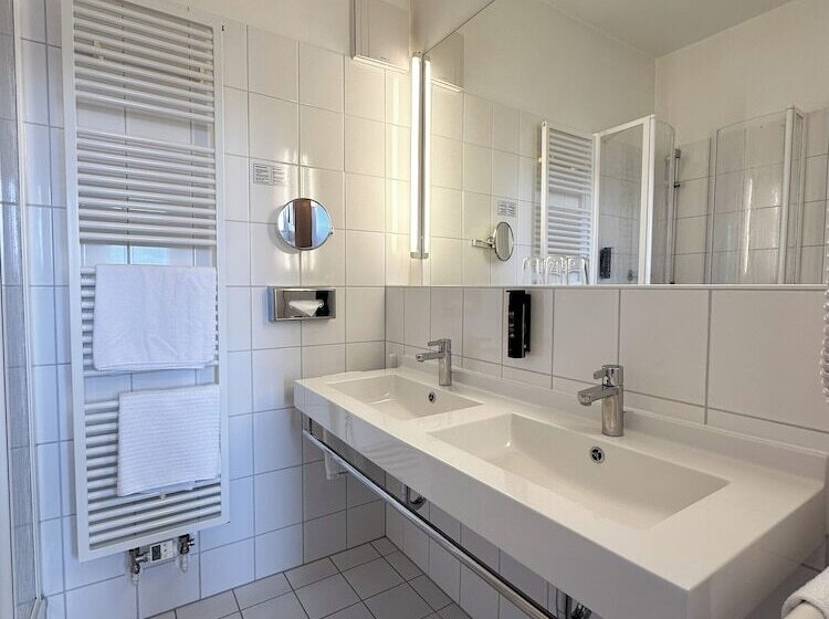 غرفة قياسية, Berliner Hof